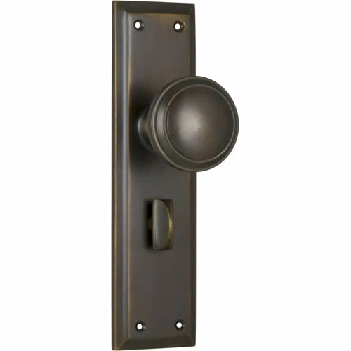 TRADCO MILTON DOOR KNOB ON PLATE 8 TRADCO MILTON DOOR KNOB ON PLATE
