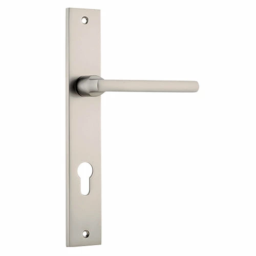 IVER DOOR LEVER BALTIMORE RECTANGULAR BACKPLATE 20 IVER DOOR LEVER BALTIMORE RECTANGULAR BACKPLATE