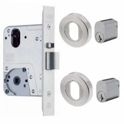 LOCKWOOD 3772 MORTICE LOCK DOUBLE CYLINDER KIT (INC. CYLINDERS & ESCUTCHEONS) Handles & Hardware