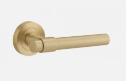 IVER DOOR LEVER HELSINKI ROUND ROSE