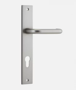 Door Handles & Levers IVER DOOR LEVER OSLO RECTANGULAR BACKPLATE 47 Door Handles & Levers IVER DOOR LEVER OSLO RECTANGULAR BACKPLATE