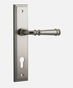 IVER DOOR LEVER VERONA STEPPED BACKPLATE Door Handles & Levers