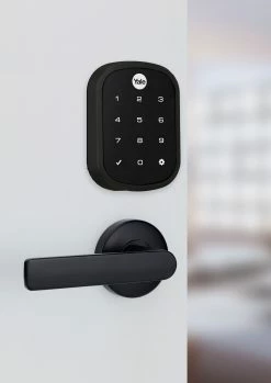 YALE ASSURE SL ENTRANCE SET MATT BLACK WITH VELOCITY L3